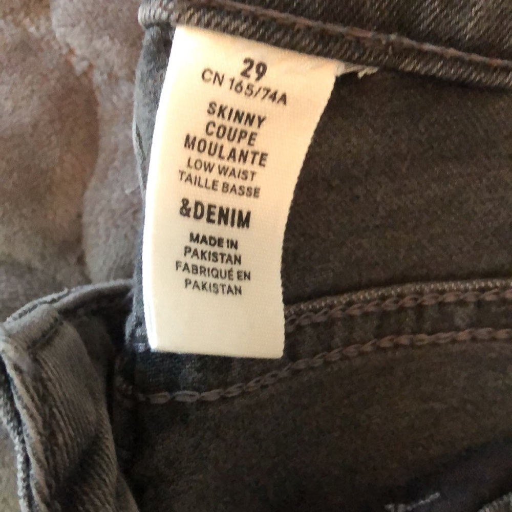 H&M grey skinny jeans - Picture 2 of 3